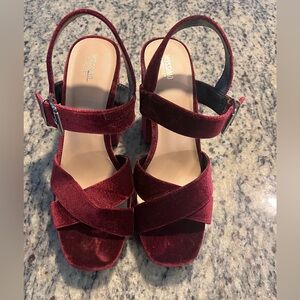 Mossimo Supply Co Burgundy Velvet Women's  Heels Size 10 Excellent Condition